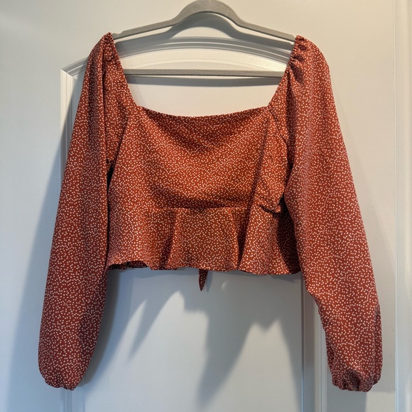 NWOT Altar'd State Medium Rust Tie Front Blouse - Picture 4 of 6